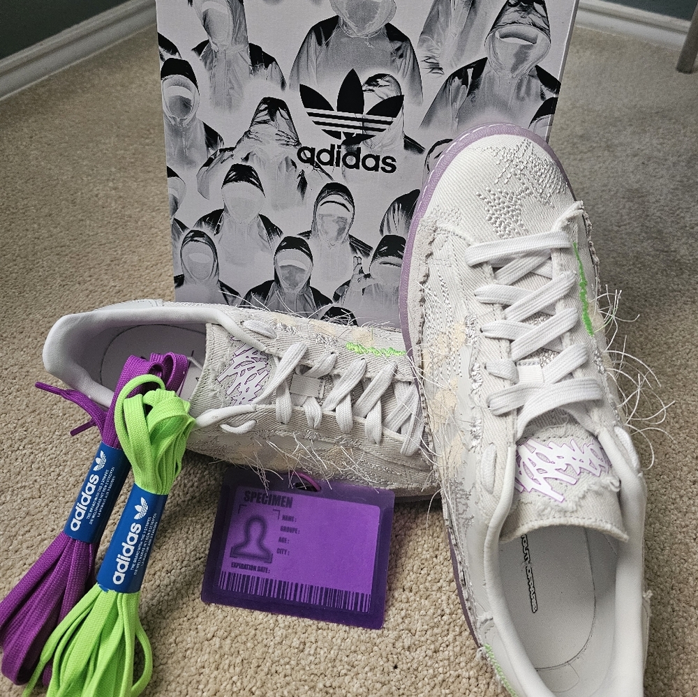 Adidas Campus Youth of Paris Size 9 men's White/Purple sole